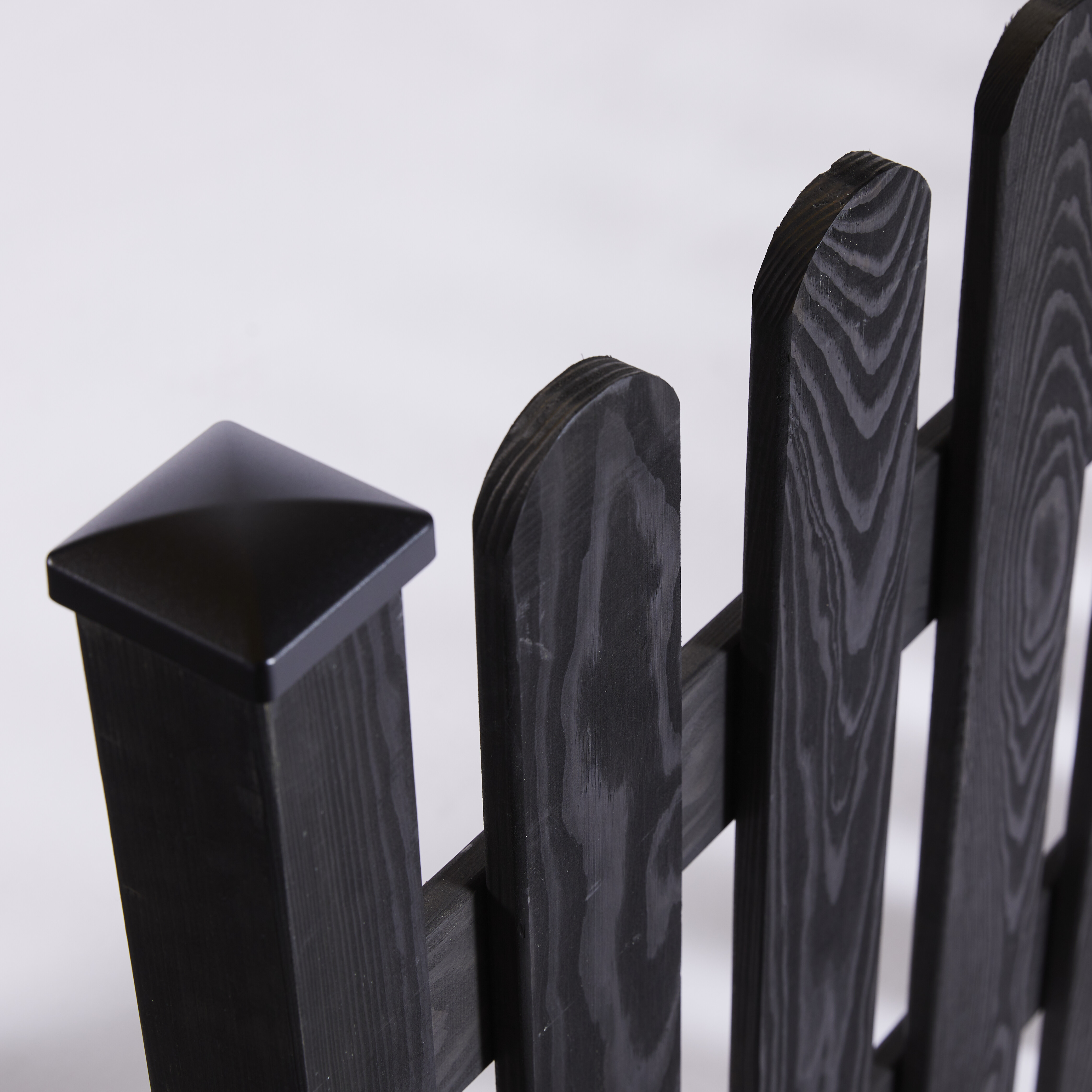 Forhavelåge 100 x 80 cm, grundmalet sort, NORDIC FENCE, FYN