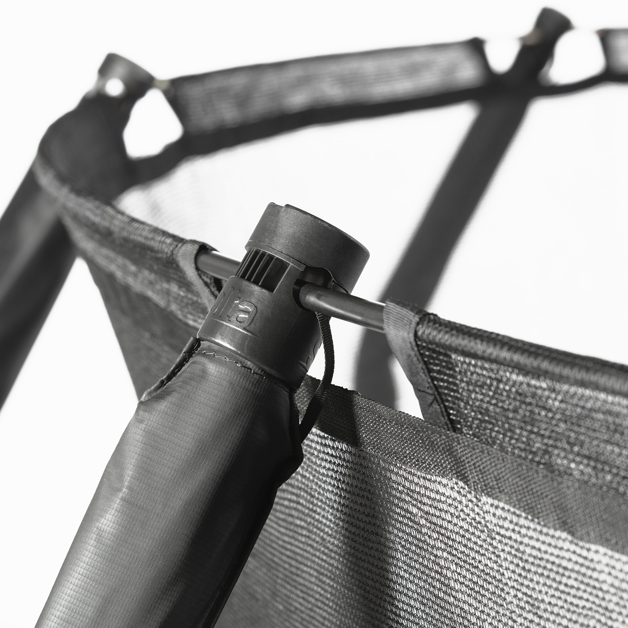 Trampoliini Premium Edition 244 x 396 cm, musta Salta
