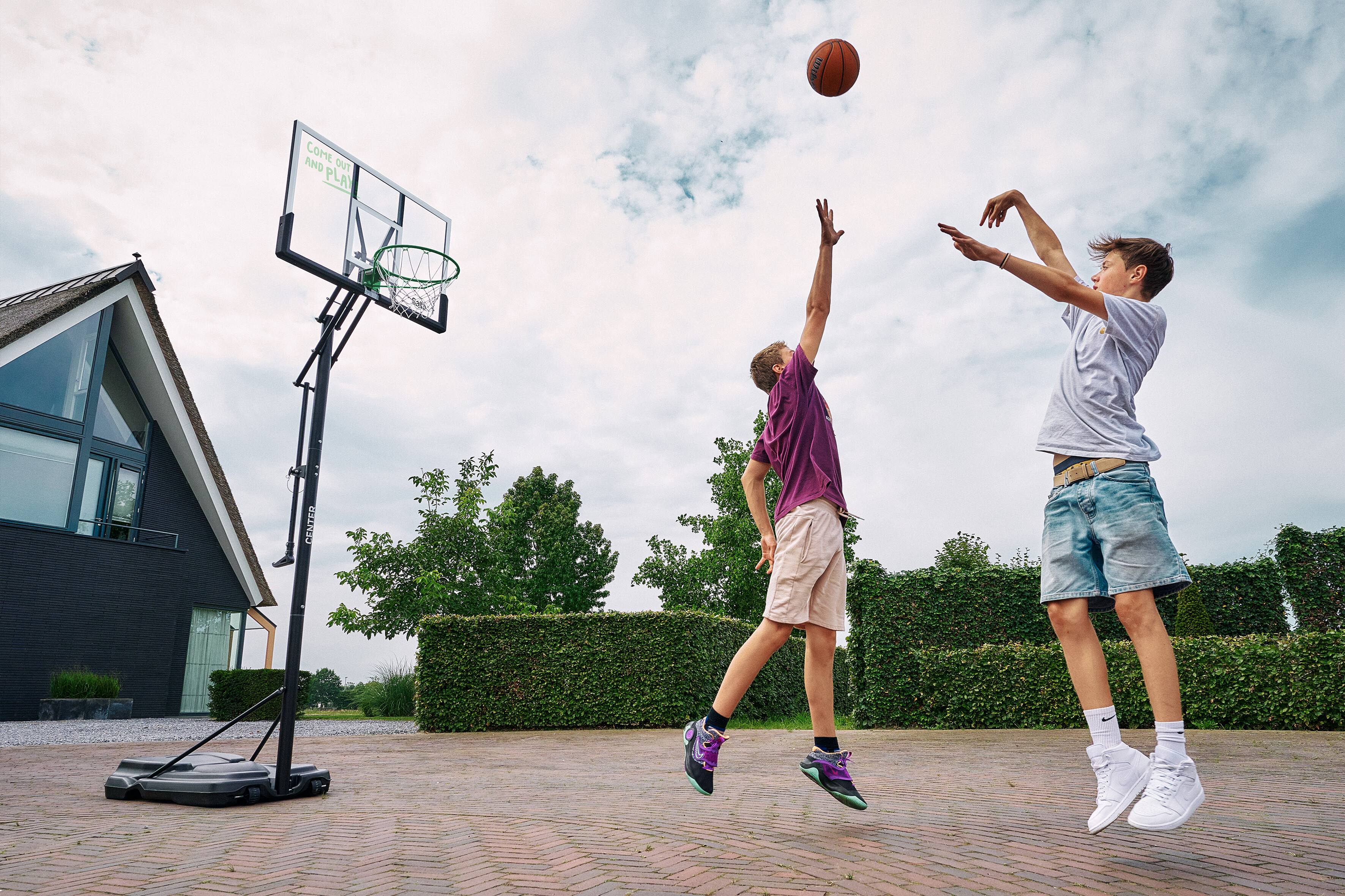 Basketball stand Center Salta 128 x 371 x 210 cm