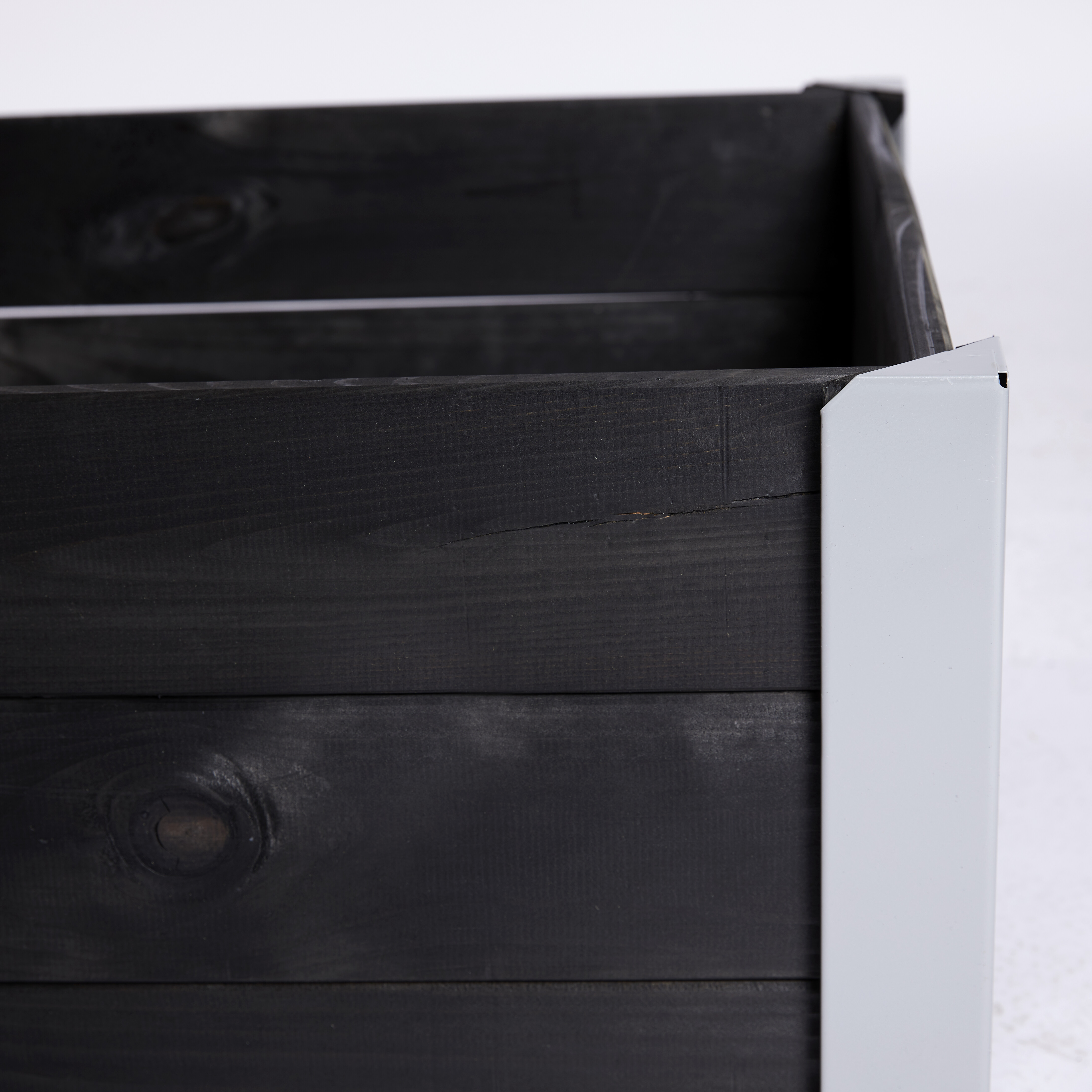 Kapilærskjuler gundmalet træ, sort med metalhjørner 33 x 93 x 53 HORTUS
