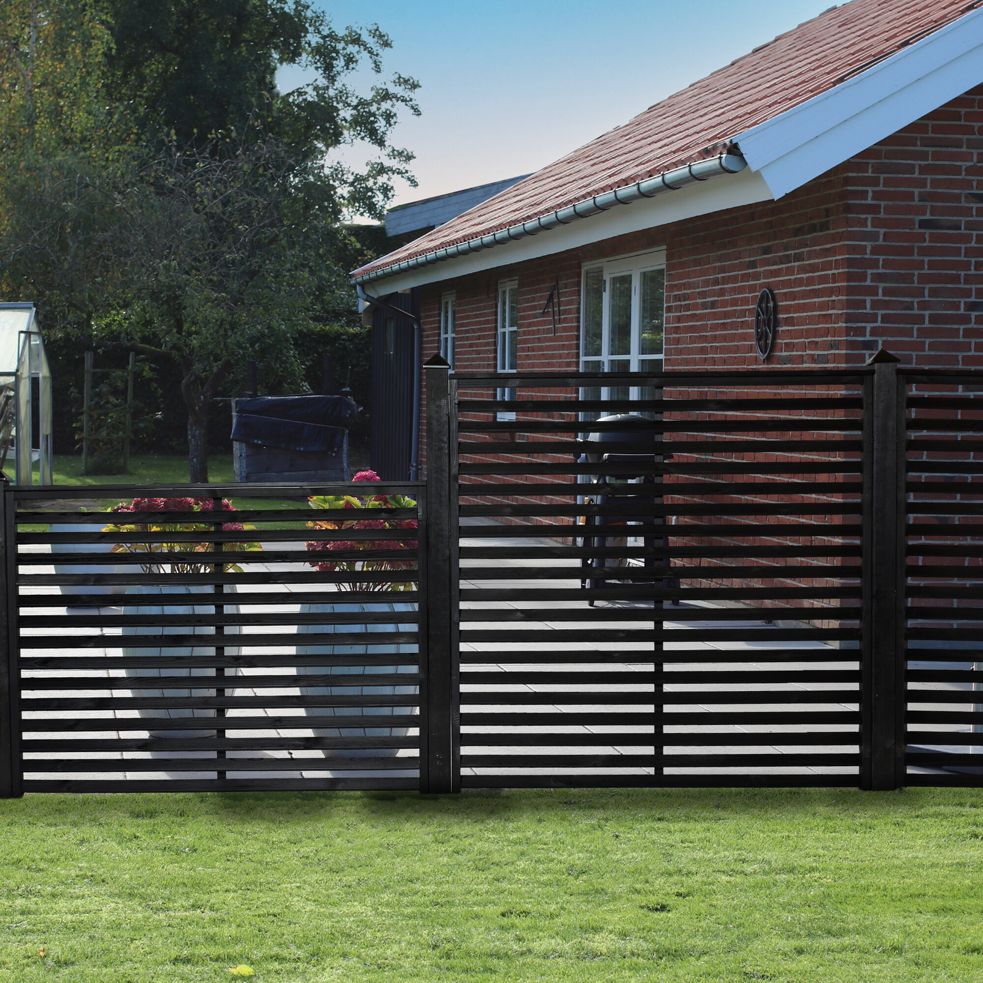 Læhegn, sort grundmalet, 160 x 160 cm, NORDIC FENCE, NOVA