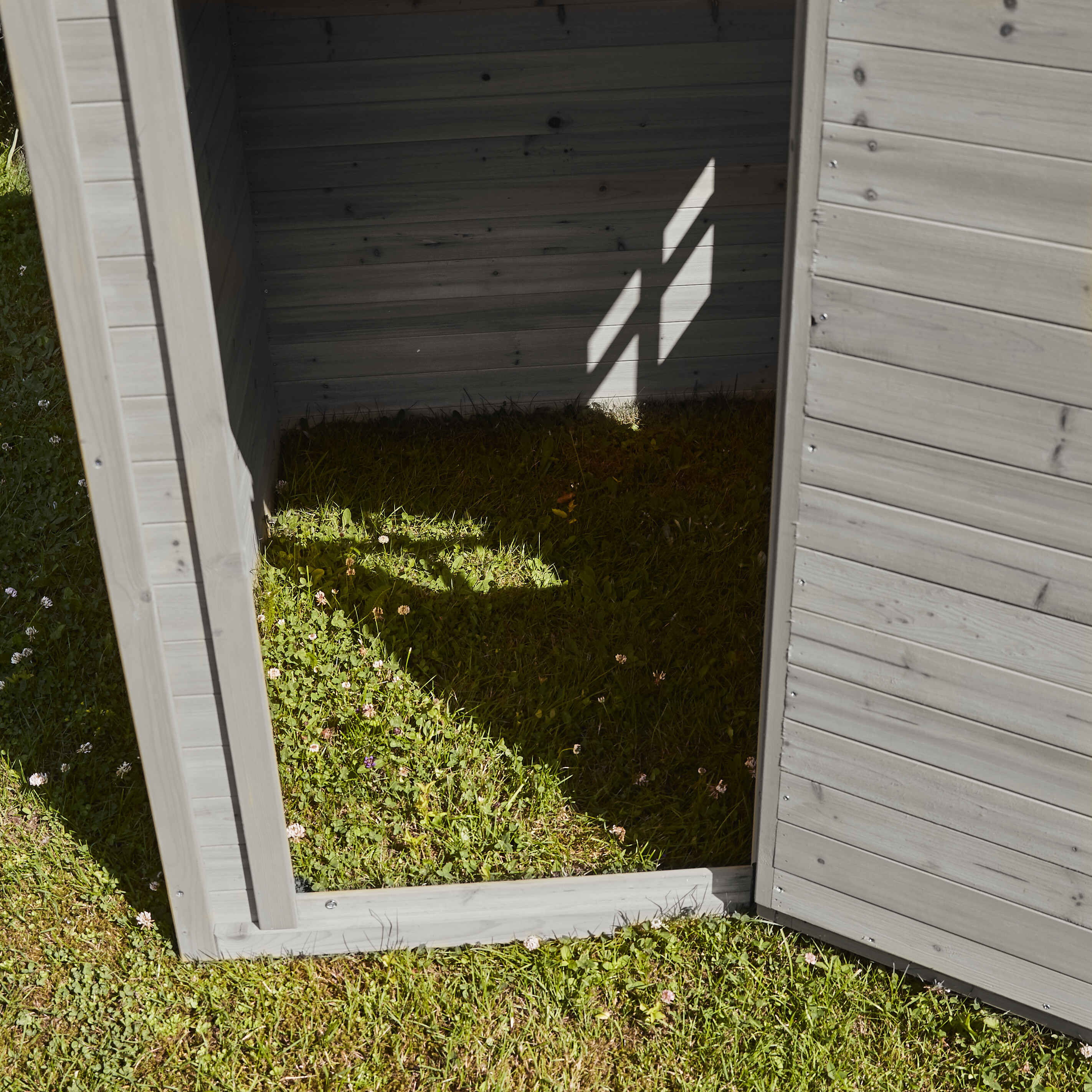 Playhouse gray/black 158 x 148 x 132 cm NORDIC PLAY