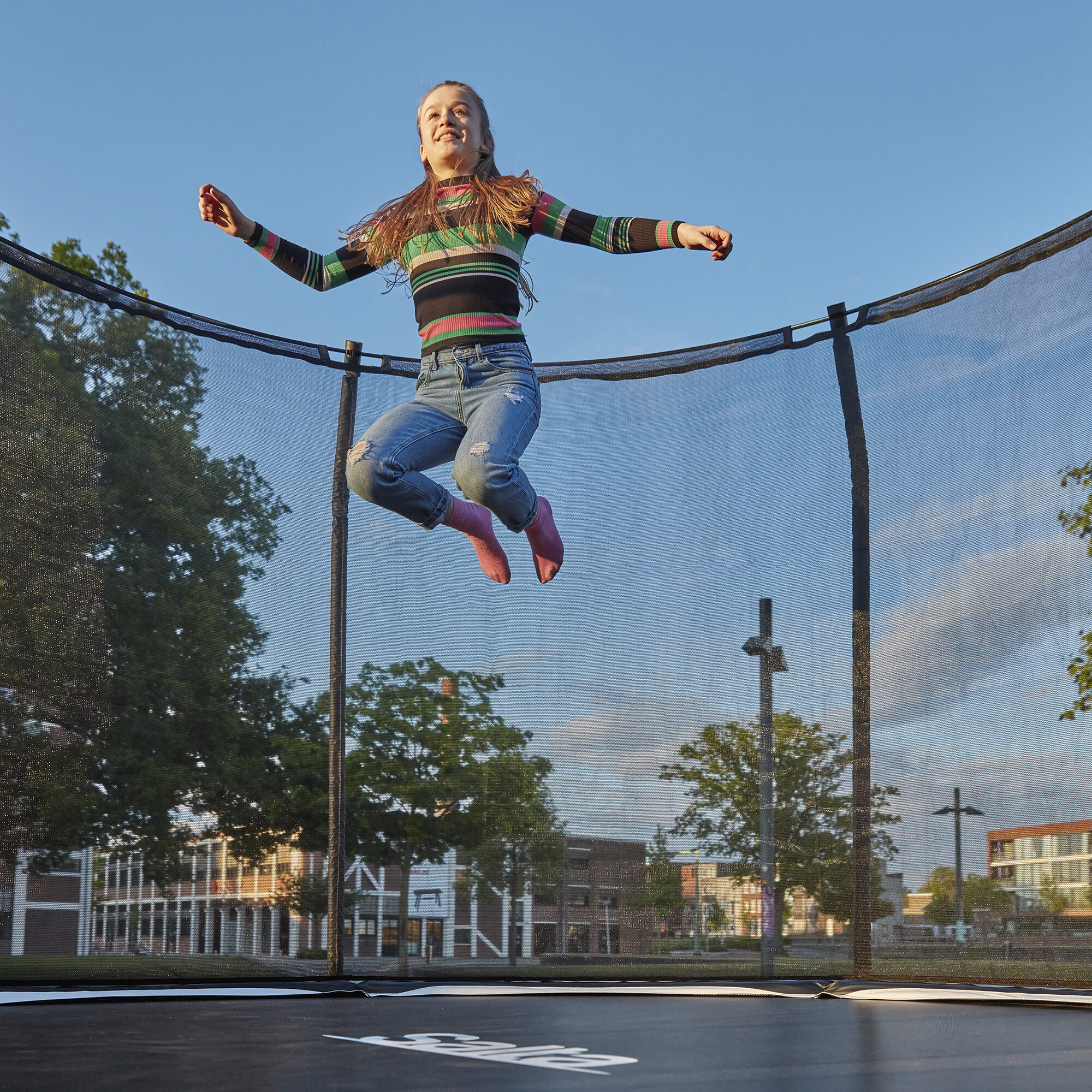 Trampolin Premium Black Edition Ø427 cm, sort inkl. sikkerhedsnet Salta