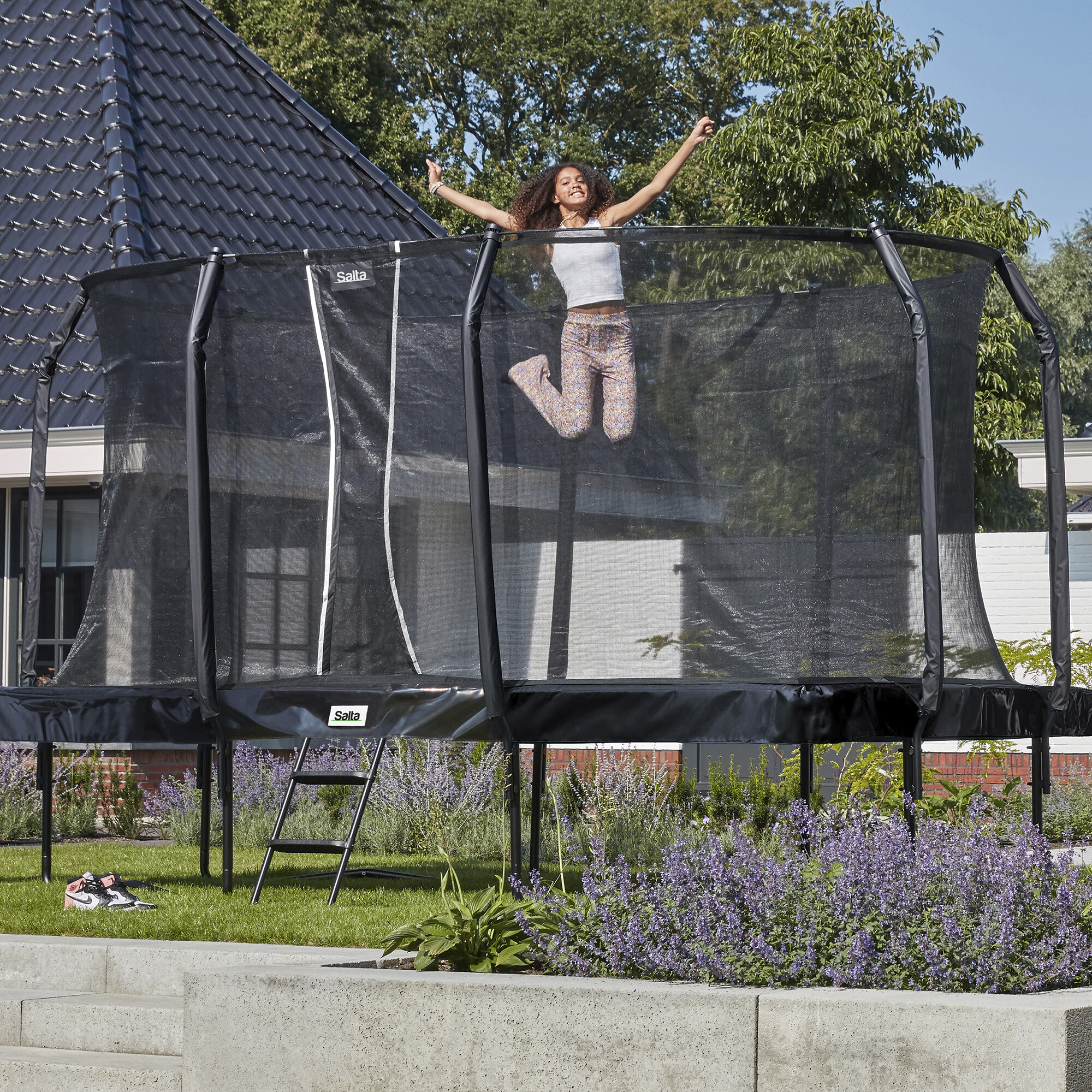 Trampolin First Class rektangulær 427 x 244 cm, sort inkl. stige og sikkerhedsnet Salta