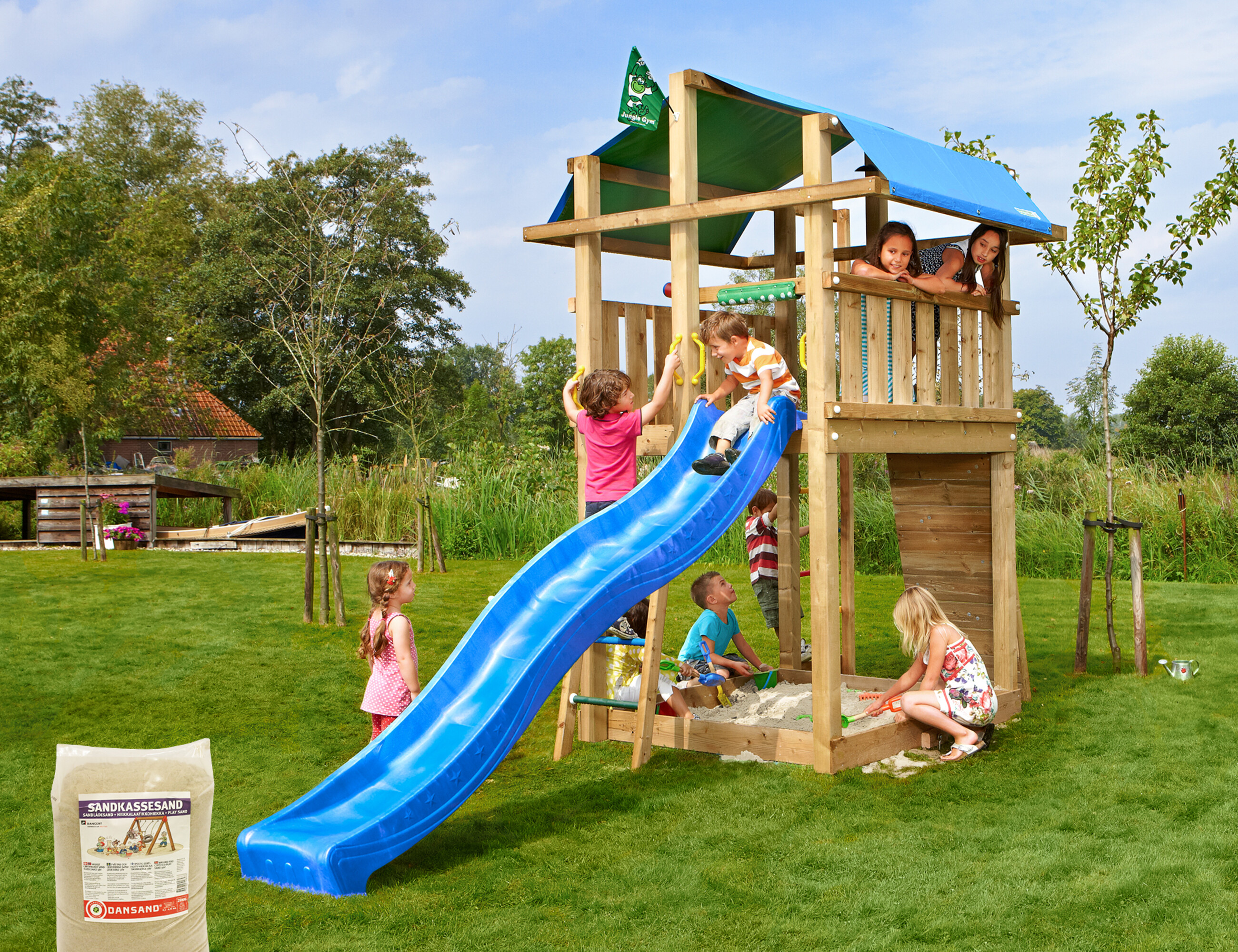 Legetårn komplet Jungle Gym Fort inkl. 120 kg sand og blå rutschebane