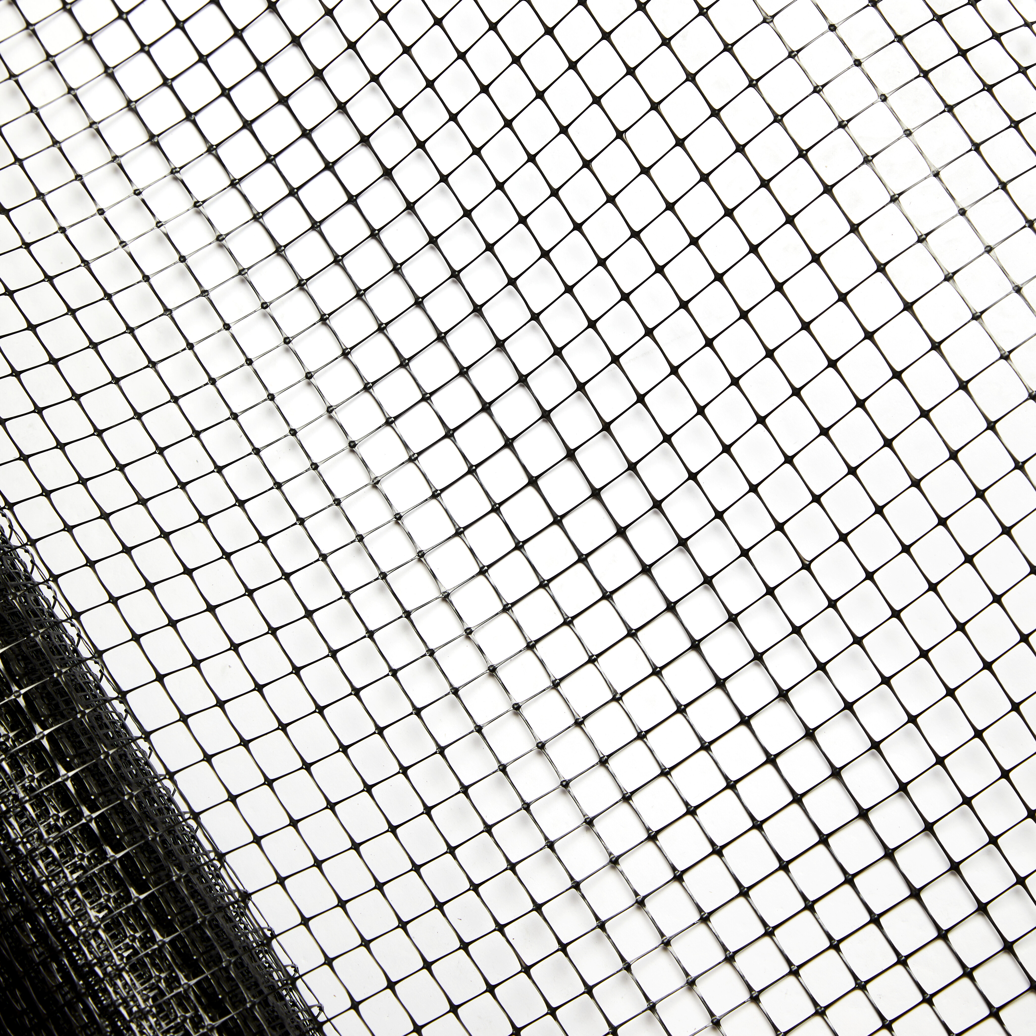 Plastnet 16 x 16 mm masker, 1,0 x 10 m, sort, NORDIC FENCE