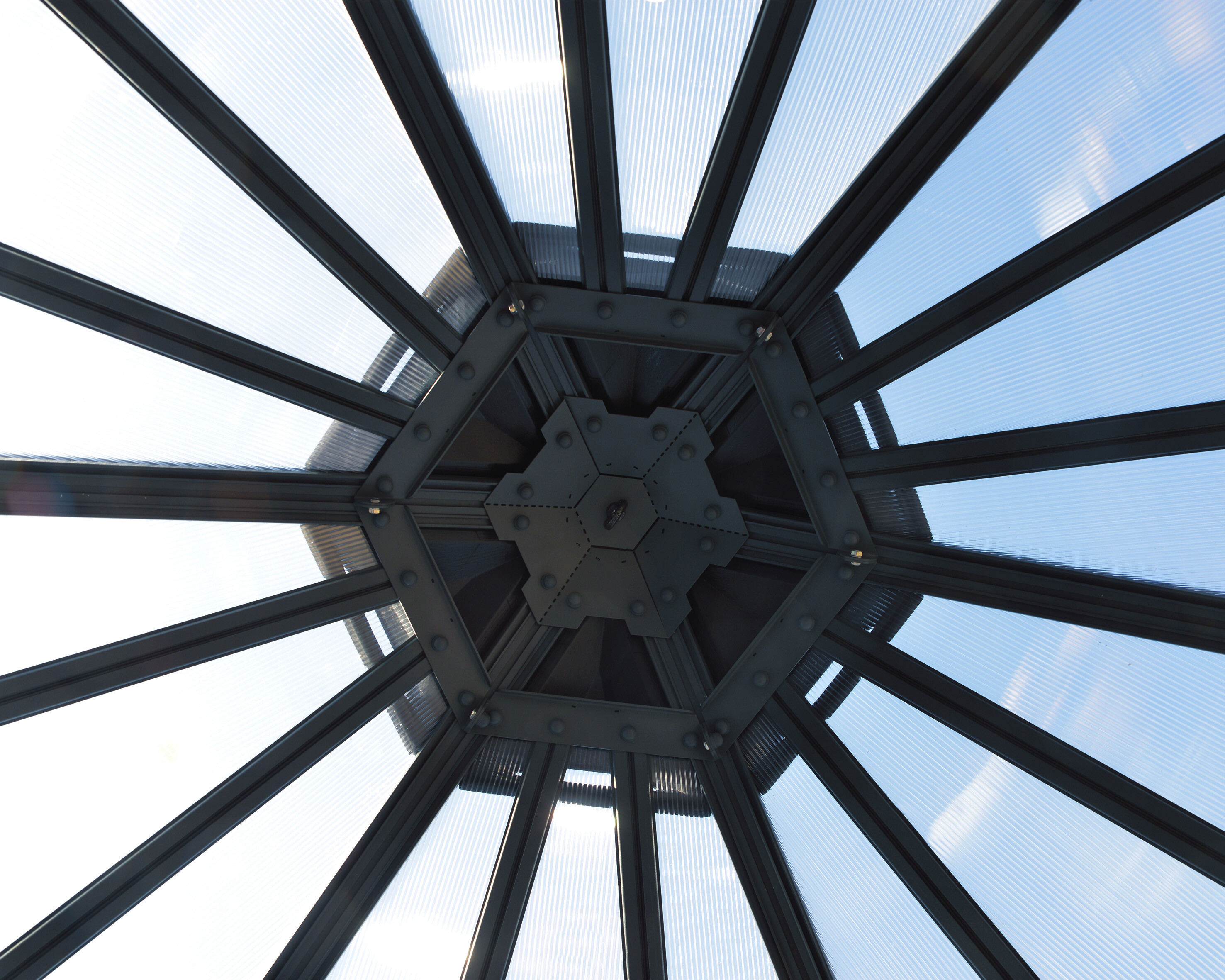 Hexagonal greenhouse Oasis 8,6 m2 Palram - Canopia