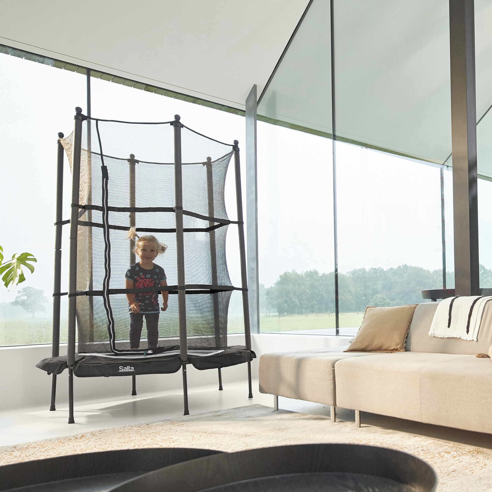 Trampoline Junior, black Salta