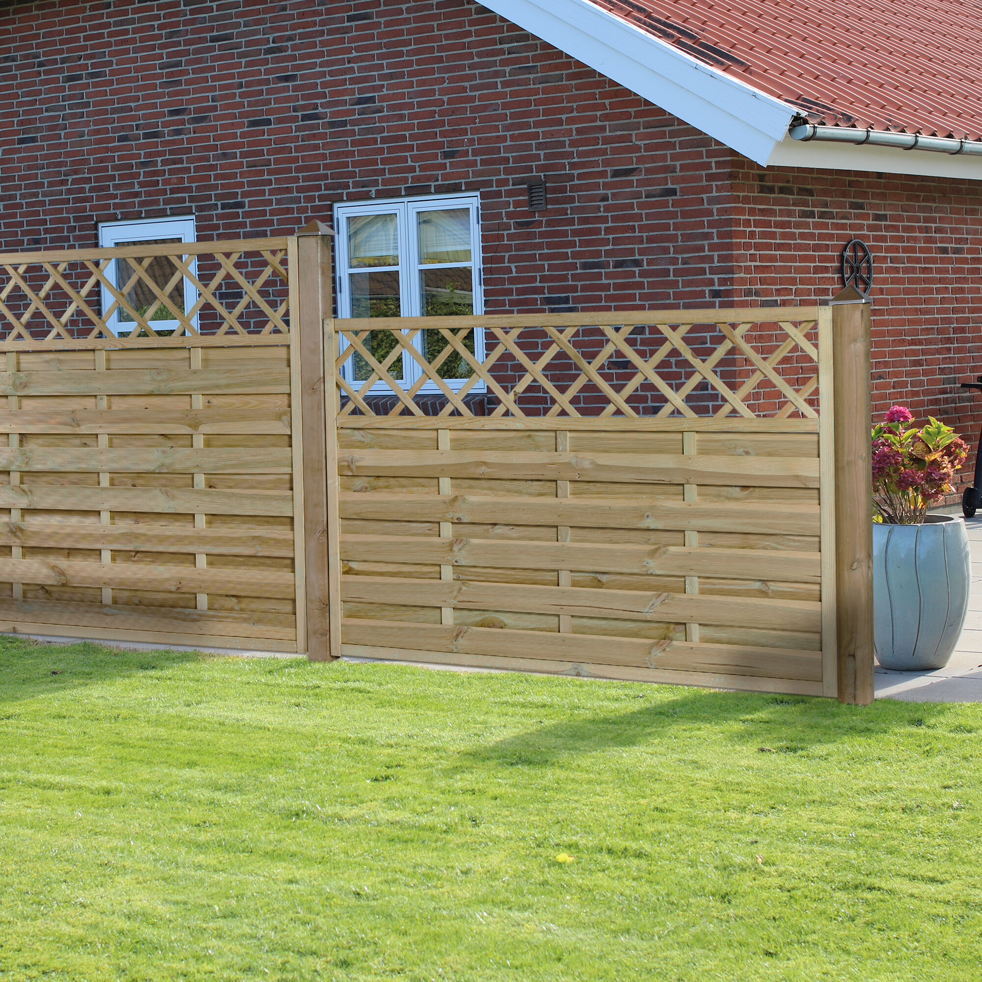 Tæthegn med Espalier 180 x 180 cm, trykimprægneret, NORDIC FENCE, SOLID