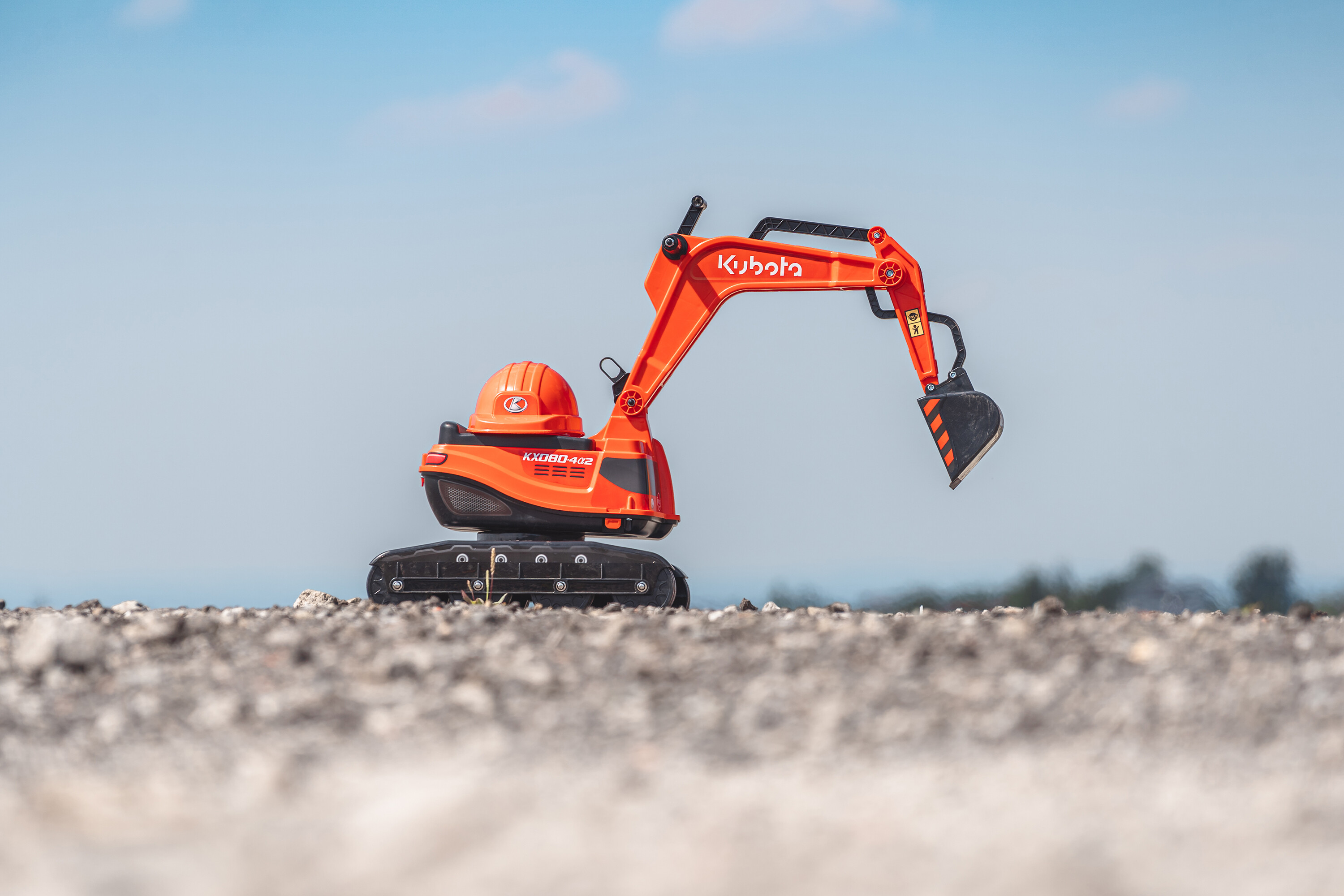 Kaivinkone sis. kypärän FALK Kubota