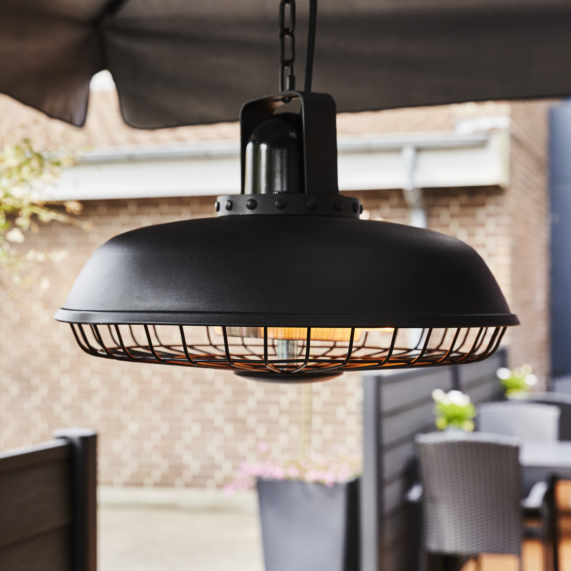 Terassilämmitin 600/1200/1800 W ripustettava malli, kaukosäädin, soft touch-painike HORTUS