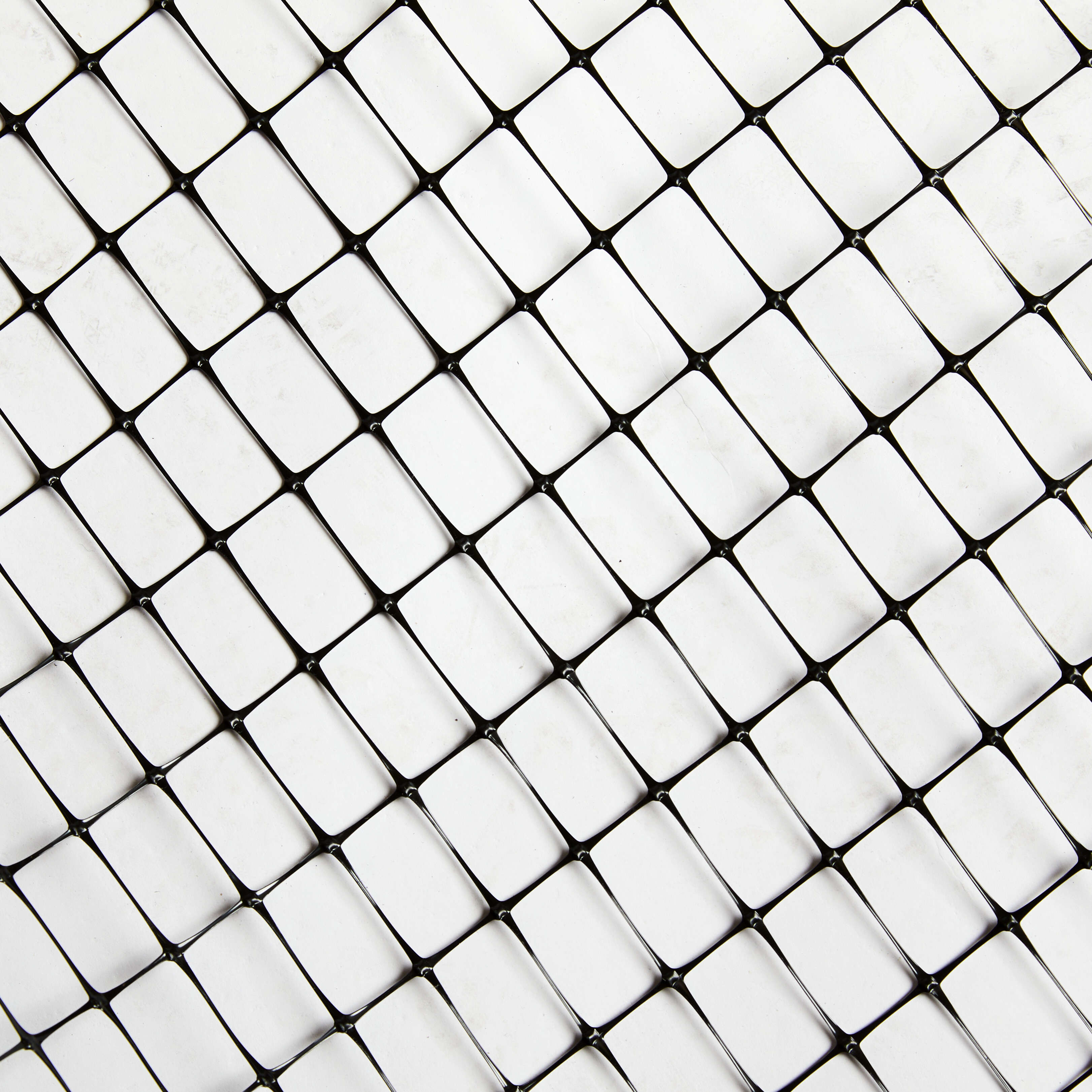 Plastnet 20 x 35 mm masker, 2,0 x 100 m, sort, NORDIC FENCE