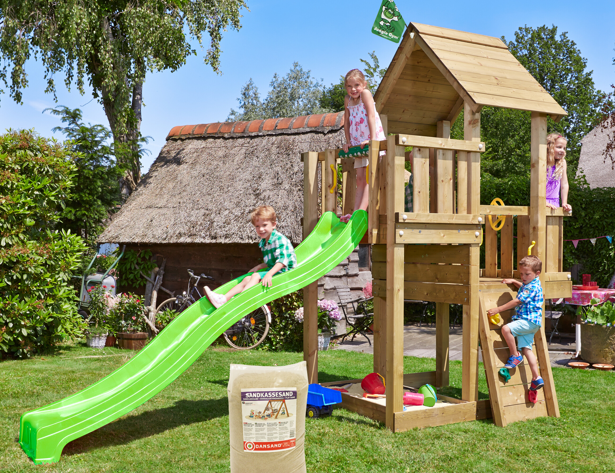 Legetårn Jungle Gym Cubby m/grøn rutschebane og120 kg sand