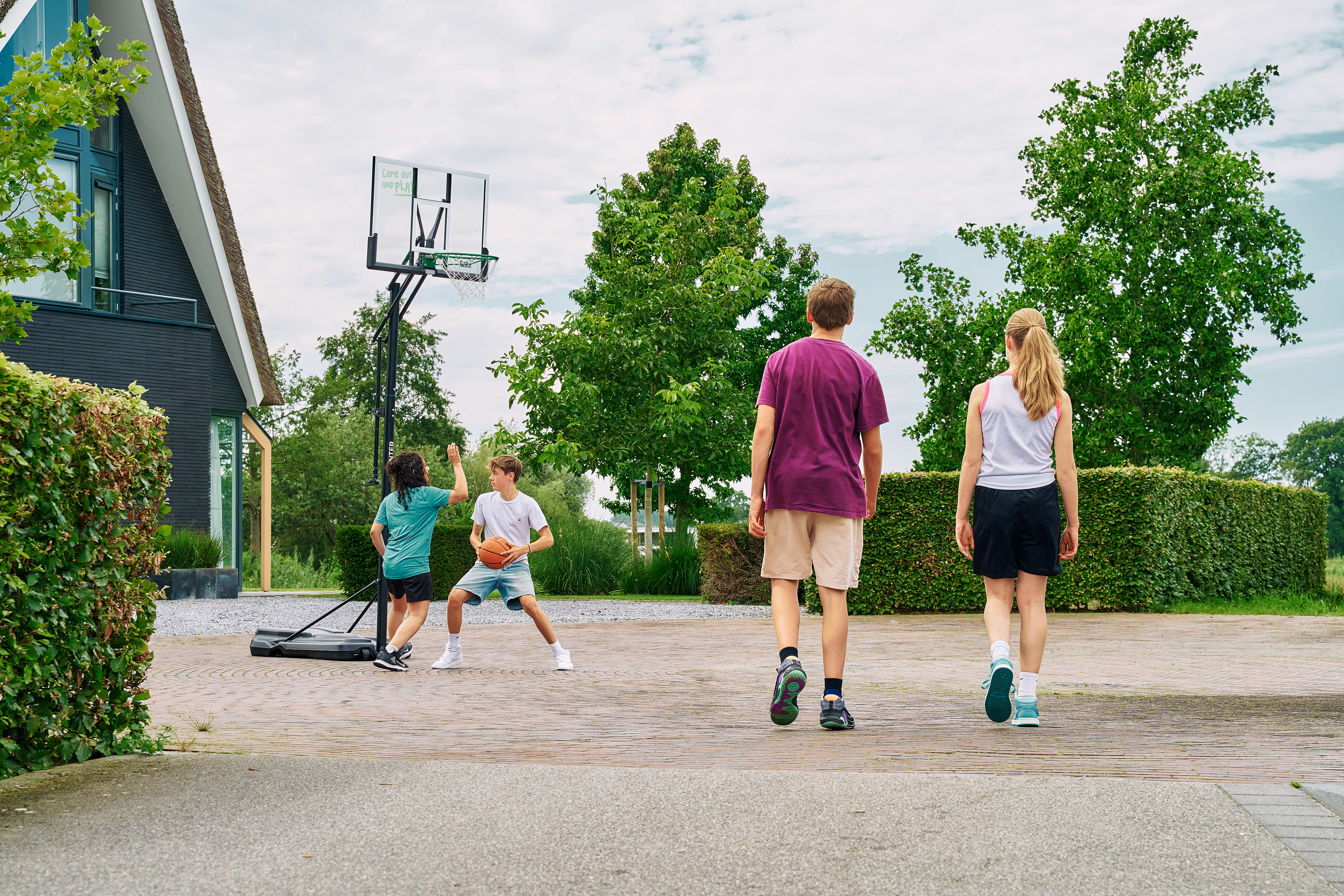 Basketball stand Center Salta 128 x 371 x 210 cm