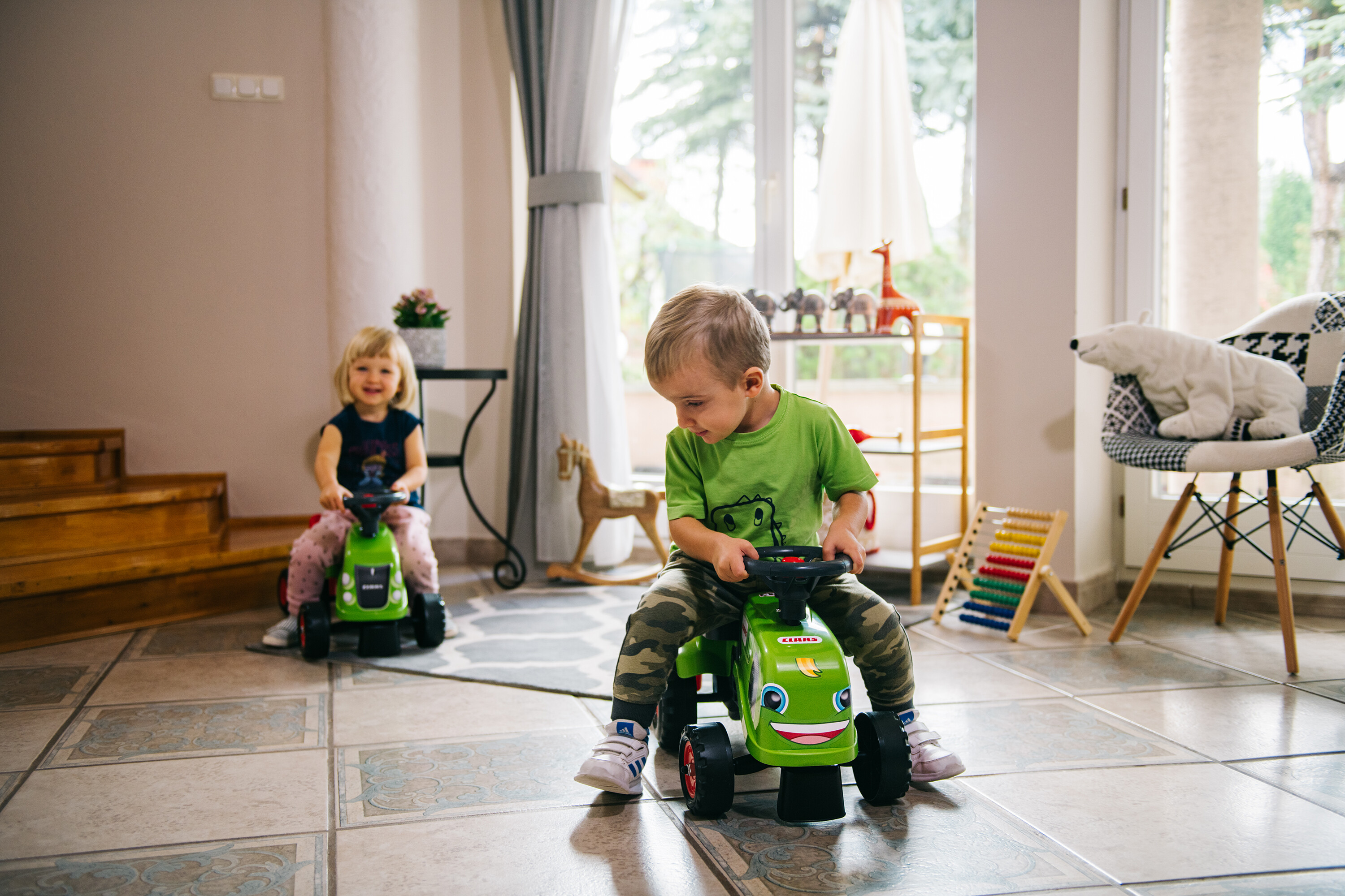 Traktor med trailer, rive og skovl Baby Claas FALK