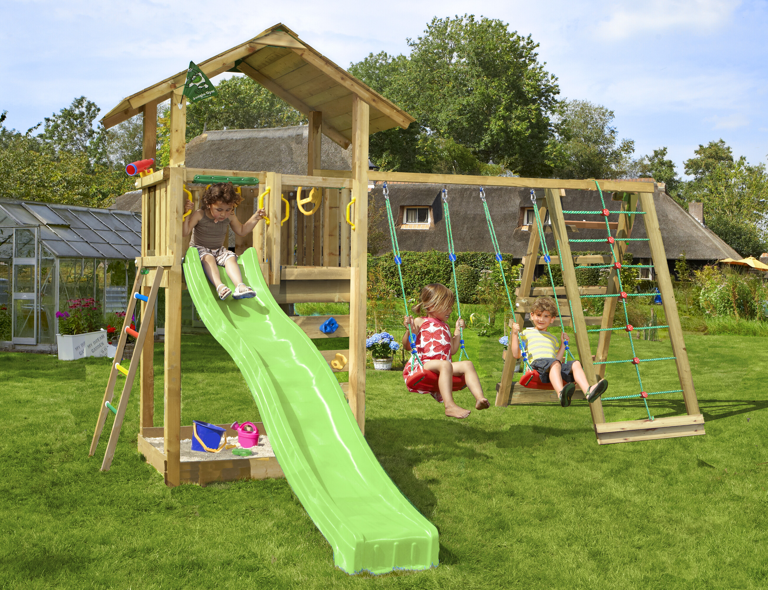 Playtower Jungle Gym Sierra 2.1 w/2-Climb Module 220 and green slide