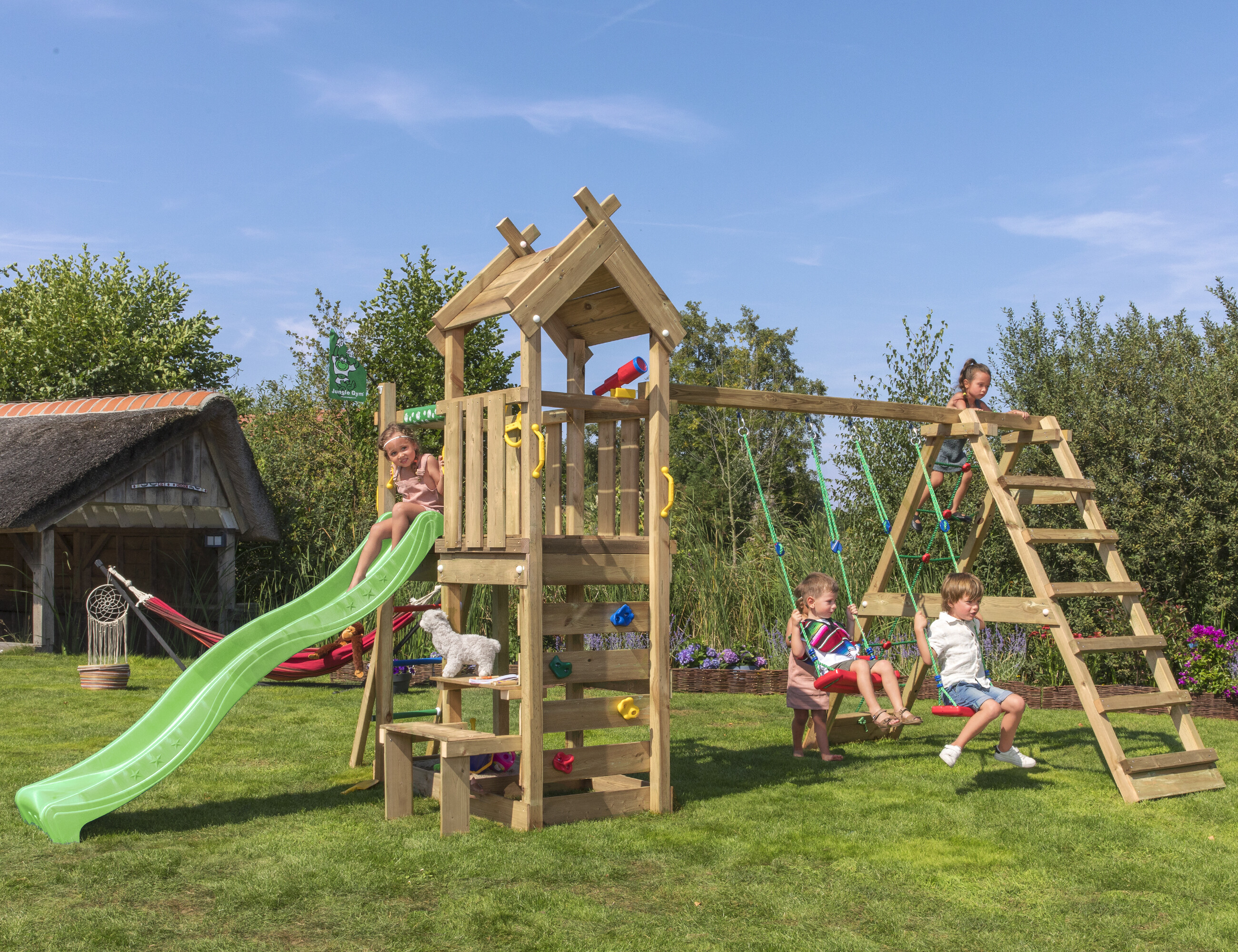 Legetårn Jungle Gym Teepee m/2-Climb Module 200 og grøn rutschebane