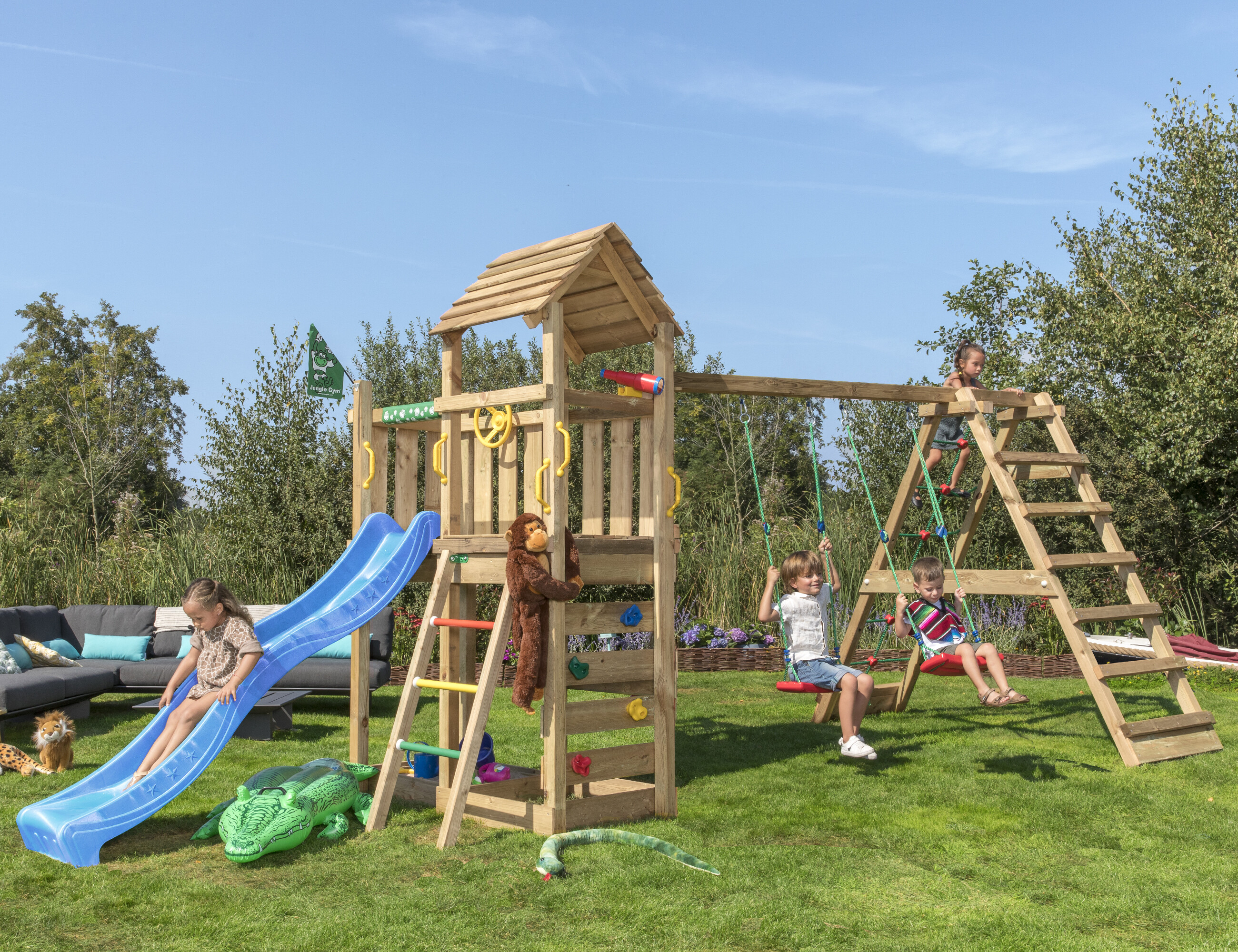 Playtower Jungle Gym Safari w/2 Climb Module 200 and blue slide