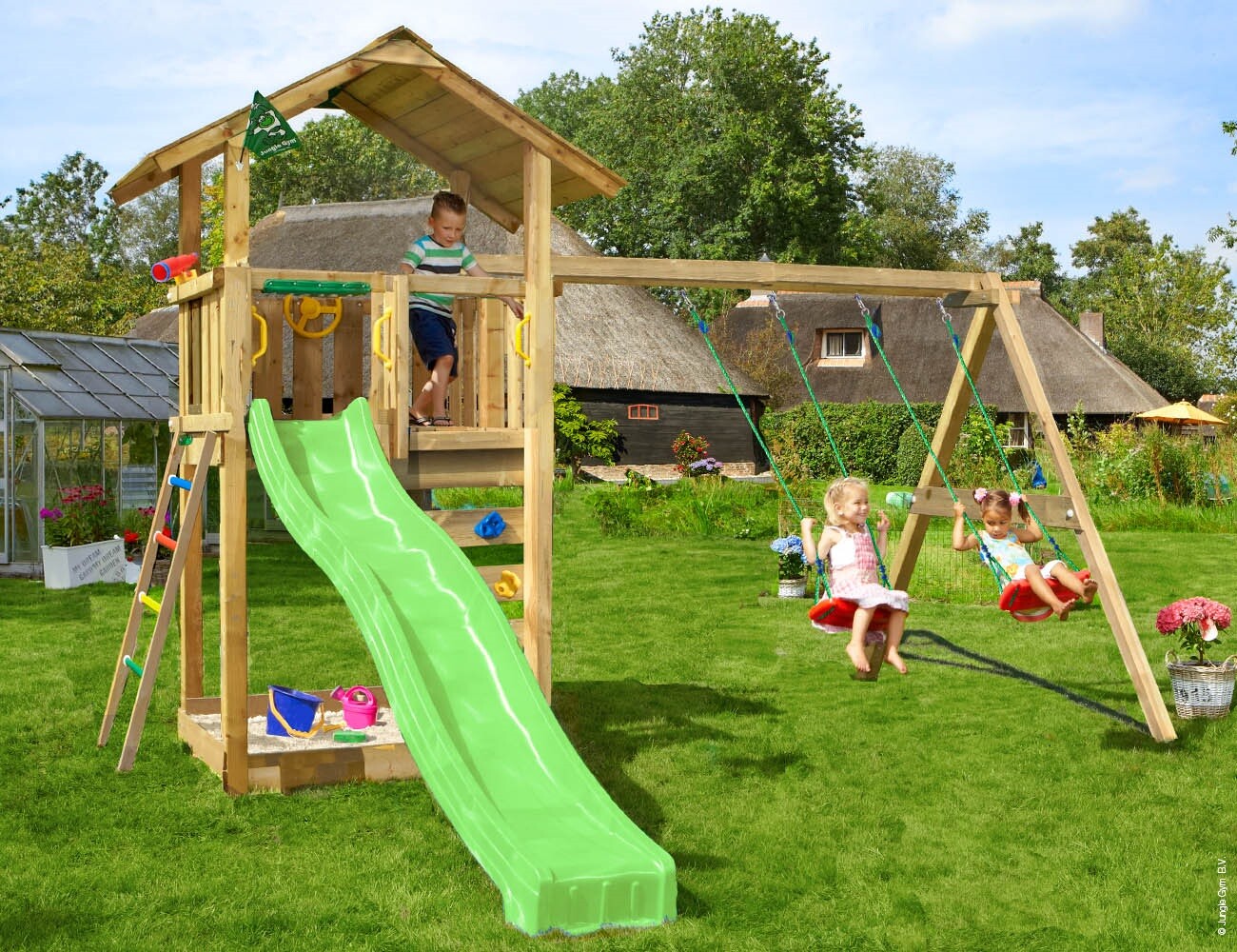Legetårn Jungle Gym Sierra komplet inkl. gyngemodul og grøn rutschebane