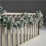 Kunstig granguirlande 270 cm med sne og lys NORDIC WINTER